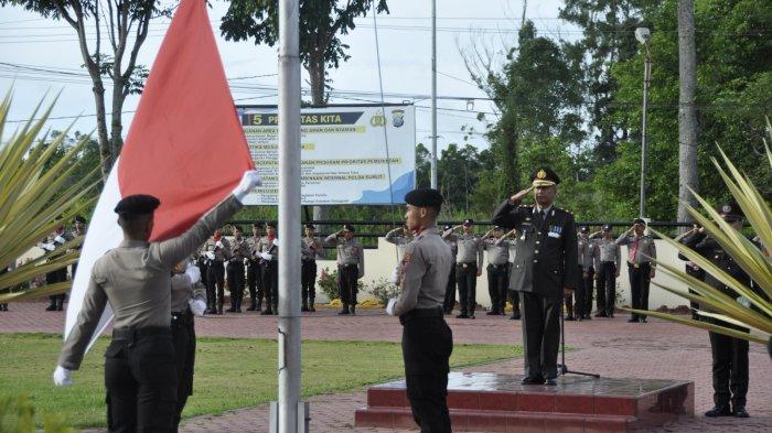 Hari Lahir Pancasila 2024, Polres Humbahas Gelar Upacara Bendera