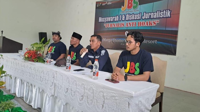 Jaga Kondusifitas Pilkada Banyuwangi, Polisi Gelar Diskusi Jurnalis Antihoaks