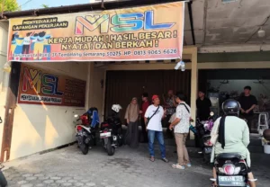 Diduga Investasi Bodong, Nasabah Geruduk Kantor MSL di Tembalang Semarang