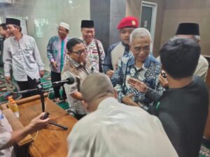 Jajaran Presidium Gerakan Pakel Damai dan Sejahtera Temui Busyro Muqoddas