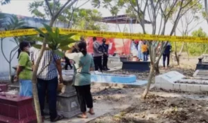 Tim DVI Polda Jateng Bongkar Makam di Karanganyar: Ini Alasannya