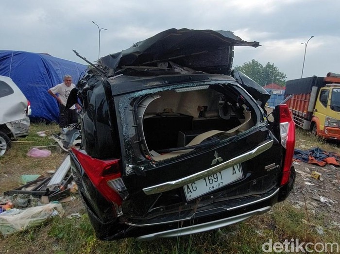 Laka Maut Pajero Kendal, Polisi Ungkap Alasan Truk Parkir Di