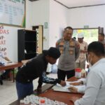 Mencegah Penyalahgunaan Narkotika, Kapolres Dan Sat Resnarkoba Tes Urine Karyawan