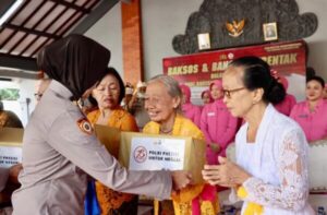 Sambut Hari Bhayangkara ke-78, Polresta Banyuwangi “Bakti Sosial Religi” di Kampung Bali