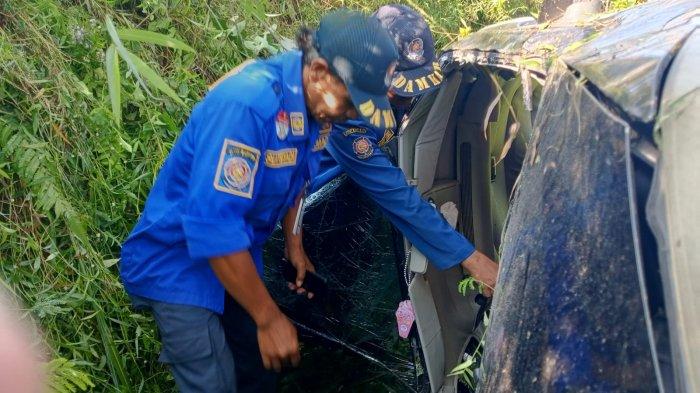 Mobil Berisi Satu Keluarga Jatuh Ke Jurang Di Wonosobo Akibat