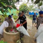 Peduli Lingkungan, Ditpolairud Polda Kalteng Bersama Masyarakat Kumpulkan 7 Karung