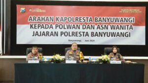 Pengarahan Khusus bagi Polwan dan ASN Wanita Polresta Banyuwangi dalam Rangka Profesionalisme