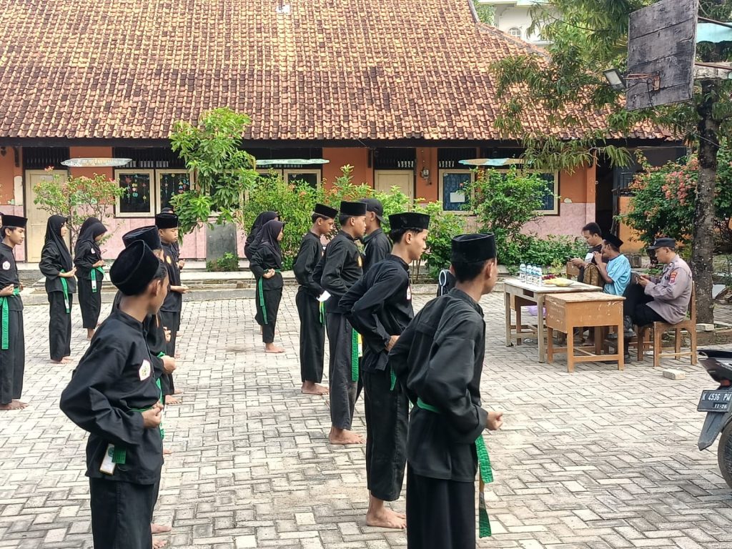 Pengamanan Ujian Kenaikan Tingkat Siswa Pagar Nusa Pimpinan Anak Cabang