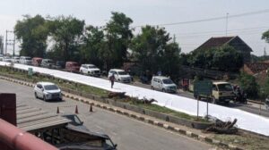 Pengendara Diimbau Waspadai Macet Imbas Pembangunan Jalan Pantura Karanganyar Demak