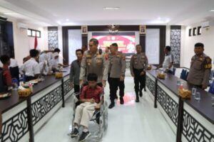 Peduli Disabilitas, Polres Banjarnegara Bakti Kesehatan SLB Menyambut Hari Bhayangkara Ke-78