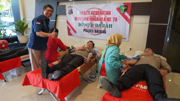 Peringati Hari Bhayangkara Ke 78, Polres Batang Adakan Aksi Kemanusiaan