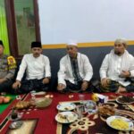 Personel Polsek Kalibaru Banyuwangi Amankan Sholawatan Bersama Kalibaru Manis