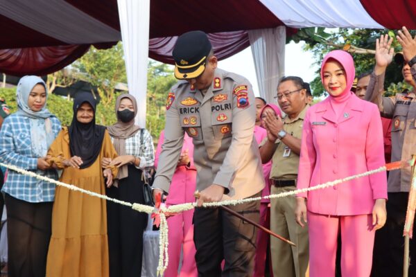 Polres Banjarnegara Bedah Rumah Warga Sambut Hari Bhayangkara Ke 78