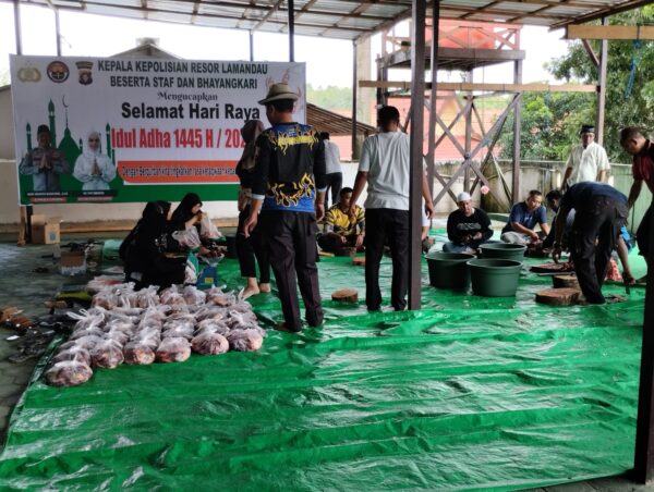 Polres Lamandau Lakukan Kurban Pada Hari Raya Idul Adha 1445