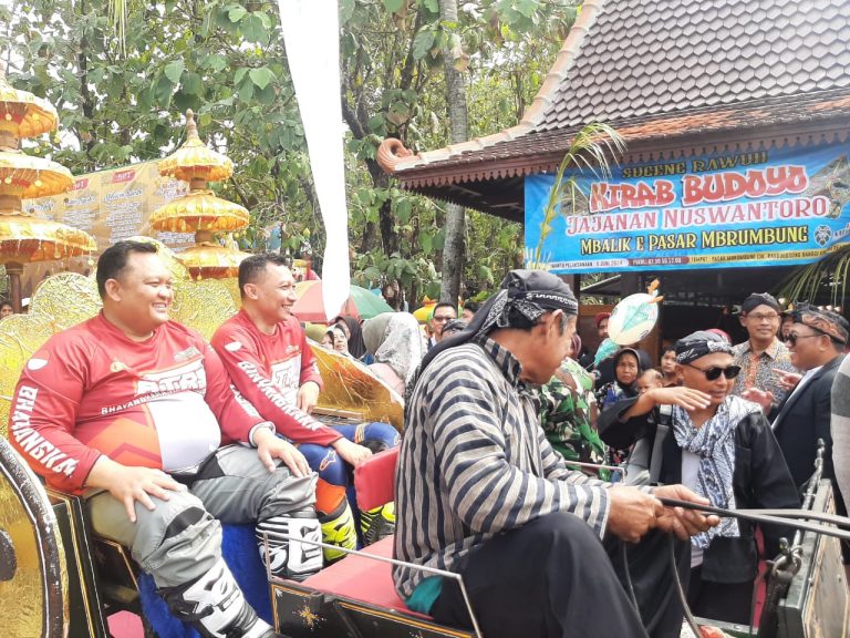 Polsek Kaliori Rembang Amankan Kirab Budoyo Jajanan Nuswantoro Mbalike Pasar