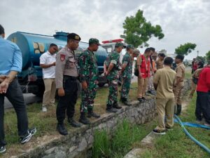 Penyaluran Bantuan Serbuan Air Untuk Pertanian Desa Wiroto Dihadiri Polsek Kaliori