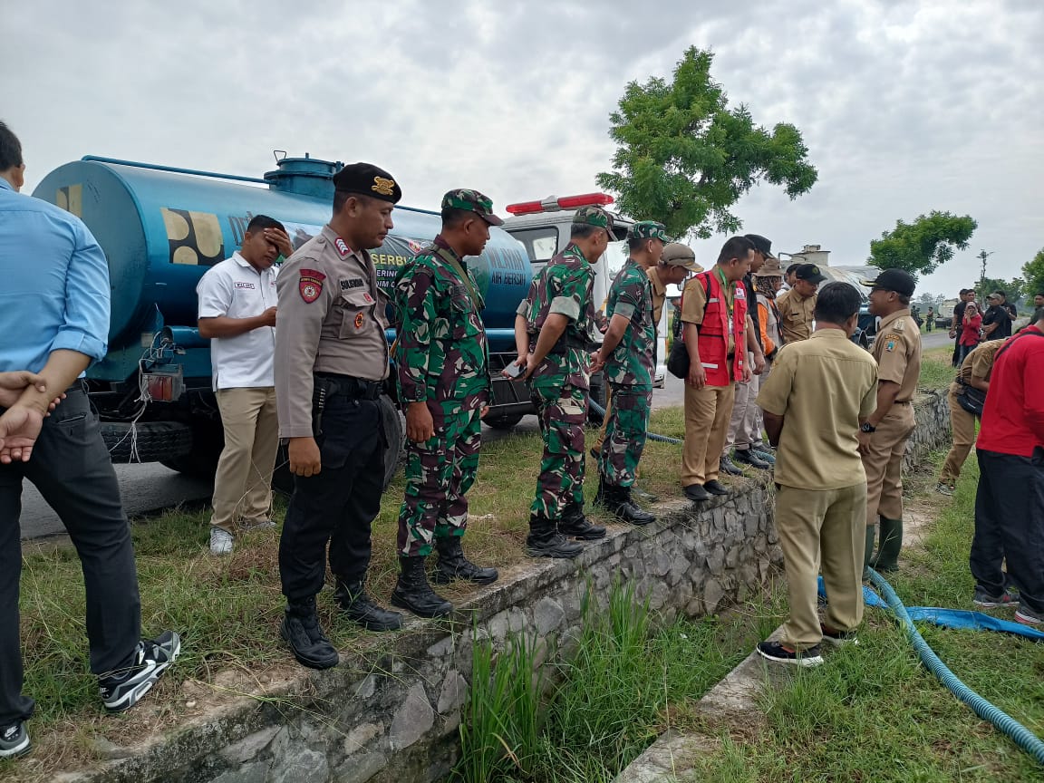 Polsek Kaliori Turut Hadiri Pemberian Bantuan Serbuan Air Untuk Pertanian