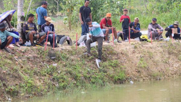 Semarak Hut Bhayangkara Ke 78, Polres Lamandau Adakan Lomba Mancing