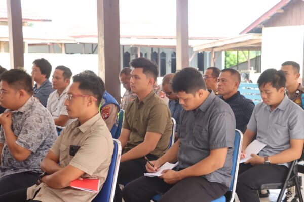 Tingkatkan Pemahaman Hukum, Bidkum Polda Kalteng Penyuluhan Di Polres Lamandau