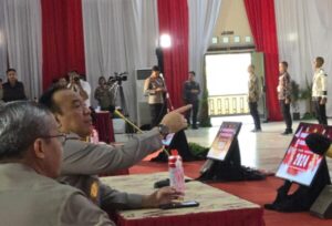 As SDM Kapolri Lakukan Pengecekan Gladi bersih Penampilan Catar Akpol