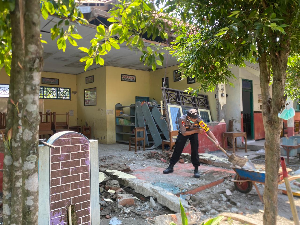 Batang Alami 9 Gempa Susulan, Bpbd Beberkan Faktor Penyebabnya