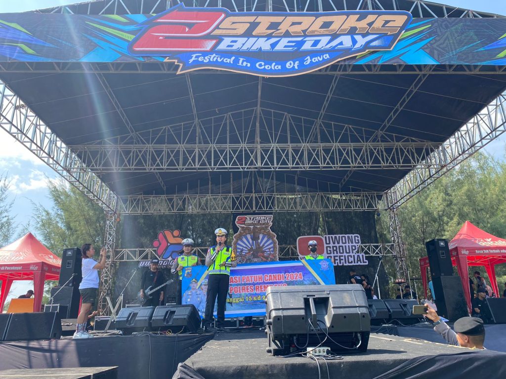 Di Acara 2 Stroke Bike Day, Sat Lantas Polres Rembang