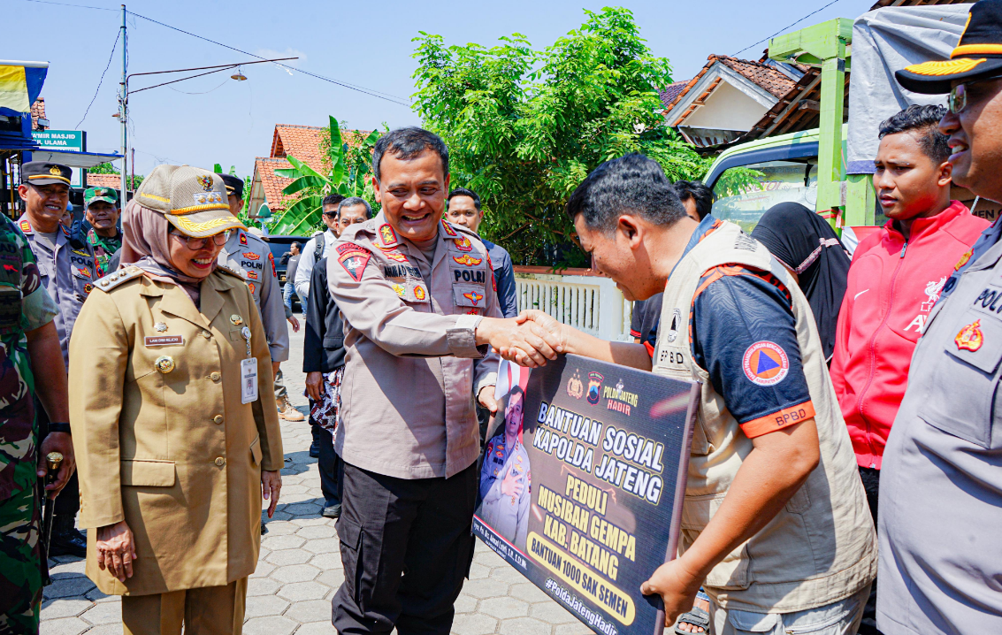 Dukungan Kapolda Jateng: Trauma Healing, Dapur Umum, Dan 1.000 Sak