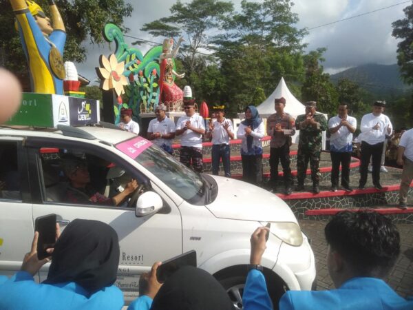 Etape 3 Tour De Banyuwangi Ijen 2024 Dibuka Meriah Oleh