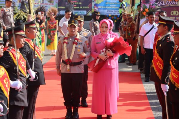 Farawelll Dan Welcome Parade Pisah Sambut Kapolres Kotim