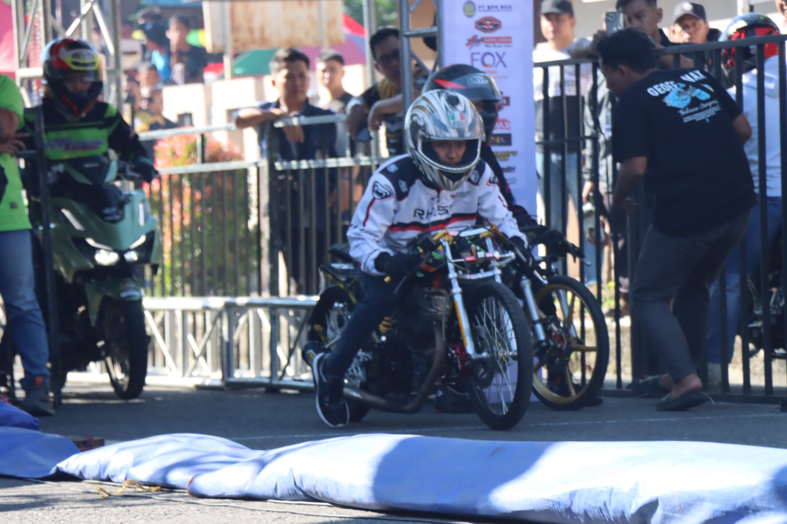 Gelar Kejuaraan Drag Bike Bhayangkara Rookie 201 M Polres Banjarnegara