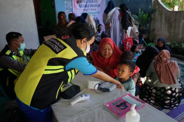 Hadir Ditengah Masyarakat, Posyandu Keliling Rumkit Bhayangkara Solusi Cegah Stunting