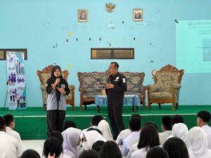 Humas Polda Kalteng Edukasi Gen Z di Buntok: Bijak Bermedsos, Setop Perundungan, dan Kekerasan Anak