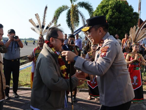 Inovasi Pelayanan Masyarakat Kapolda Kalteng Dipaparkan Dalam Rdp Dengan Dpr