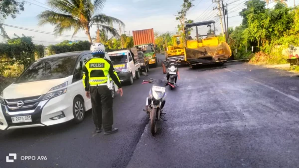 Jalur Pantura Situbondo Banyuwangi Di Macet Parah Hingga 3 Jam Imbas