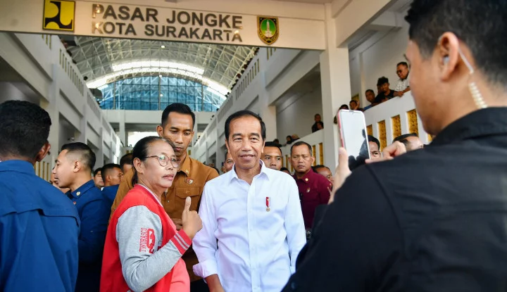 Jokowi Meresmikan Rehabilitasi Pasar Jongke Di Kota Surakarta