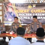 Jum’at Curhat : Wakapolres Rembang Hadir Dengarkan Keluhan Masyarakat Lasem