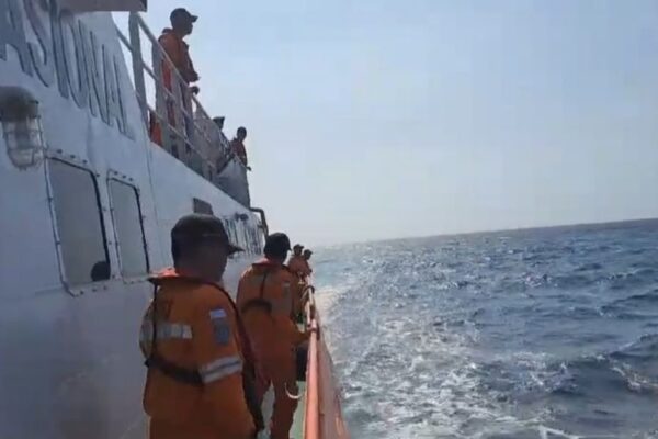 Kapal Nelayan Rembang Tenggelam Di Perairan Karimun Jawa, 6 Abk