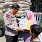 Kapolda Jateng Kunjungi Batang, Sediakan Bantuan Semen Dan Layanan Trauma