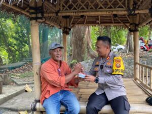 Kapolres Jembrana Bantu Masyarakat Lewat Program Minggu Kasih