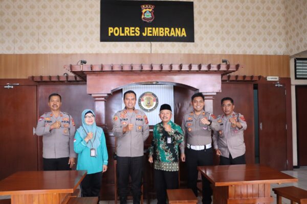 Kapolres Jembrana Sapa Panitia Penyelenggara Jemaah Haji Kabupaten Jembrana