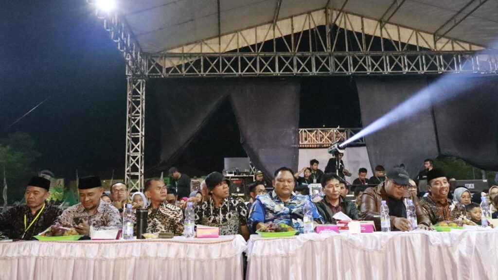 Kapolres Rembang Hadiri Konser Deny Caknan di Alun Alun Kabupaten Rembang