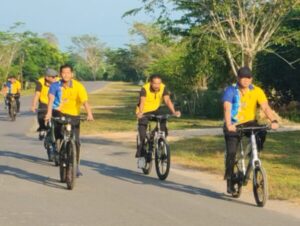 Kapolres dan Personil Polres Lamandau Nikmati Serunya Gowes Santai