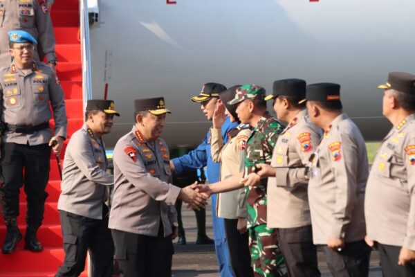 Kapolri Tiba Di Semarang Untuk Hadiri 12th Senior Officers Meeting