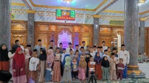 Kapolsek Sedan Mengikuti Gebyar Muharram 1446 H dan Santunan Anak Yatim Piatu Masjid Besar Syatho Kec Sedan Kab Rembang