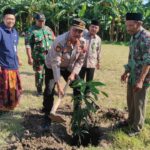 Kapolsek Sluke Hadiri Penanaman Pohon Pengembangan Kampung Moderasi Beragama Di