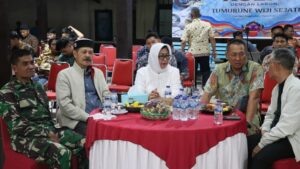 Nobar Wayang Kulit: Perayaan Bersama HUT Bhayangkara oleh Kapolres dan Forkopimda Lamandau