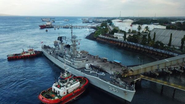 Operasi Trisila 2024: Tiga Kri Berlabuh Di Pelabuhan Lanal Banyuwangi