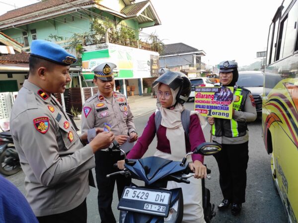 Ops Patuh Candi 2024, Polisi Banjarnegara Mengajak Warga Tertib Lalu