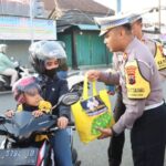 Ops Patuh Candi 2024: Polres Banjarnegara Lakukan Aksi Simpatik Terhadap