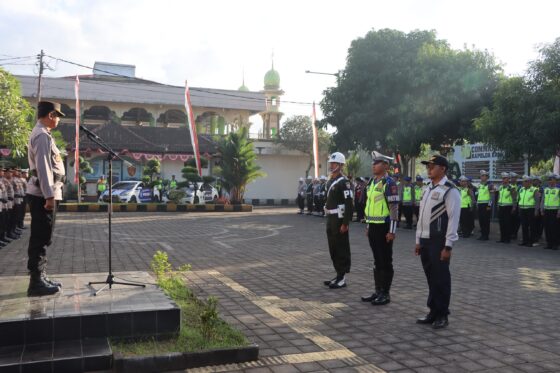 Optimalisasi Keamanan Lalu Lintas: Polres Jembrana Gelar Apel Operasi Patuh